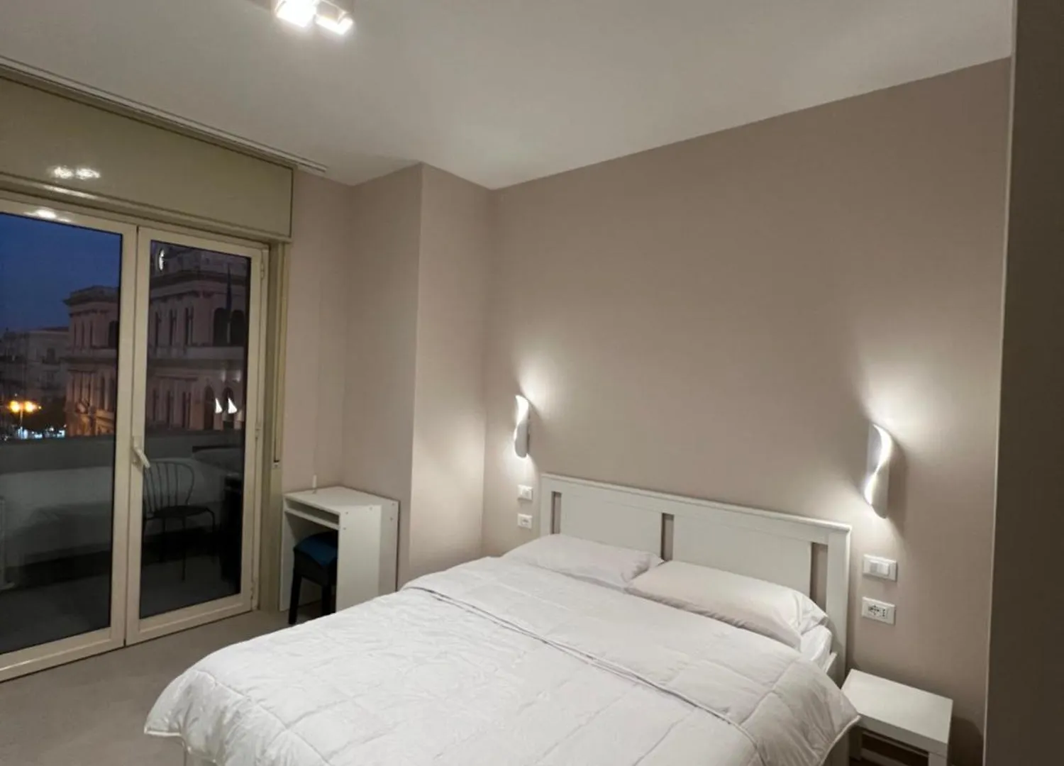Cesare Rooms Palermo Bed & Breakfast